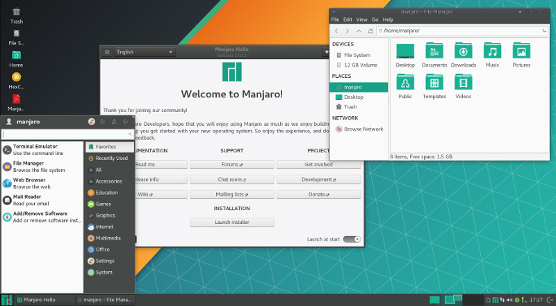 Manjaro Xfce desktop with the Manjarodefault theme