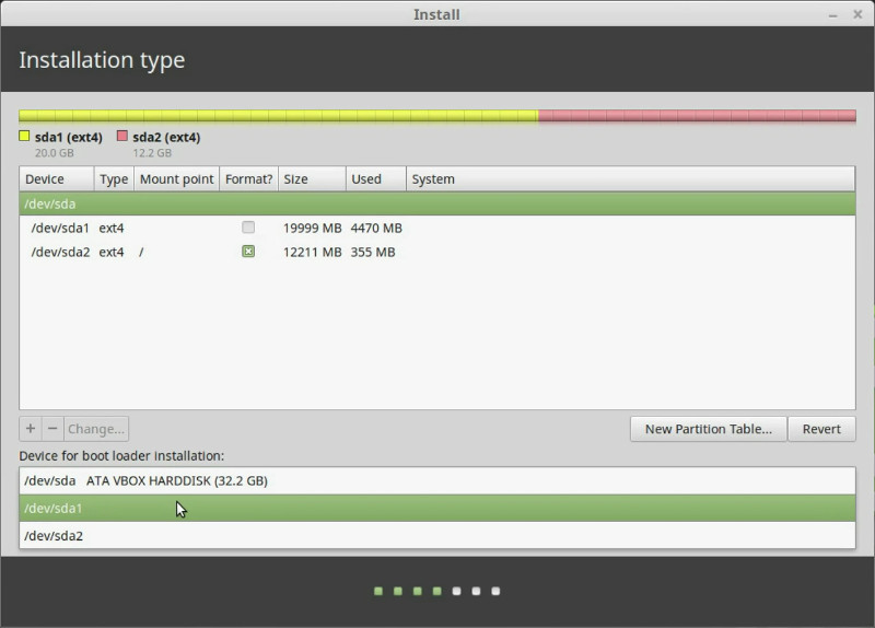 Linux Mint installer with a bootloader