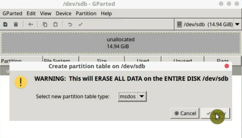 Selecting the partition table type